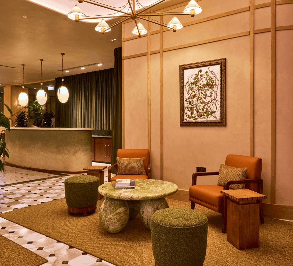 Montcalm Gallery 990x900 MH 2