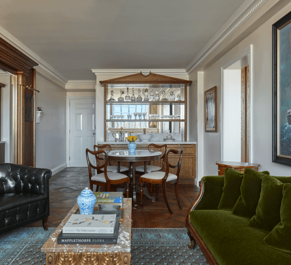 Sea Containers Gallery 990x900 SCH 1