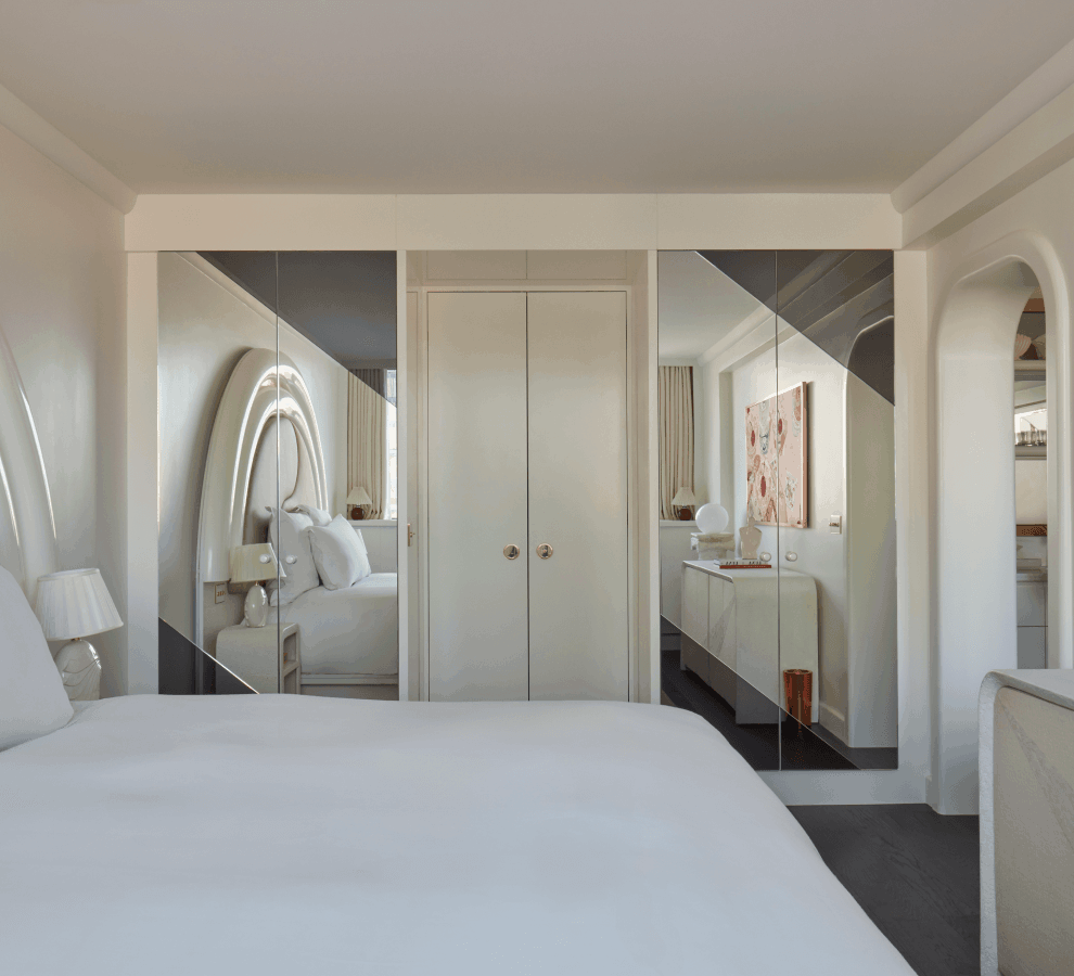 Sea Containers Gallery 990x900 SCH 5