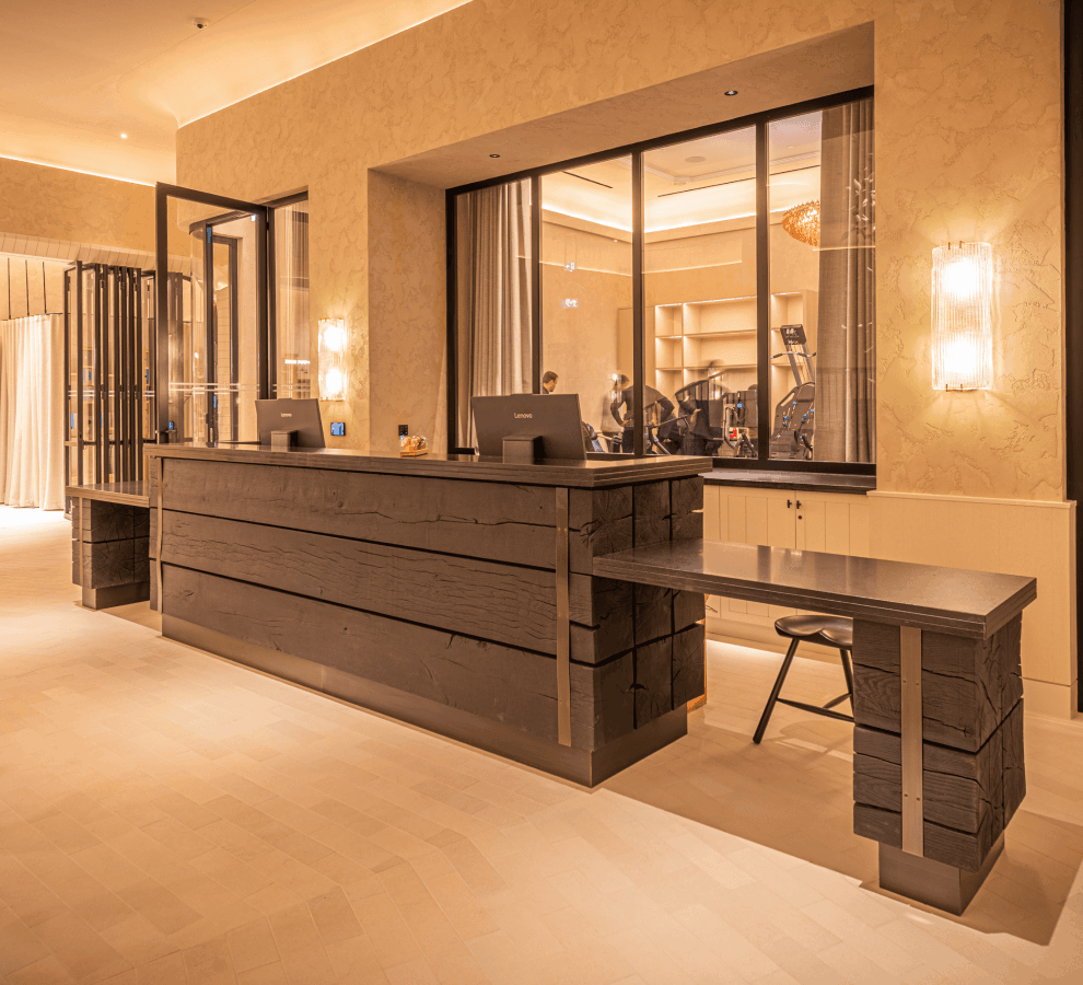 The Whiteley Gallery 990x900 WSSH 14