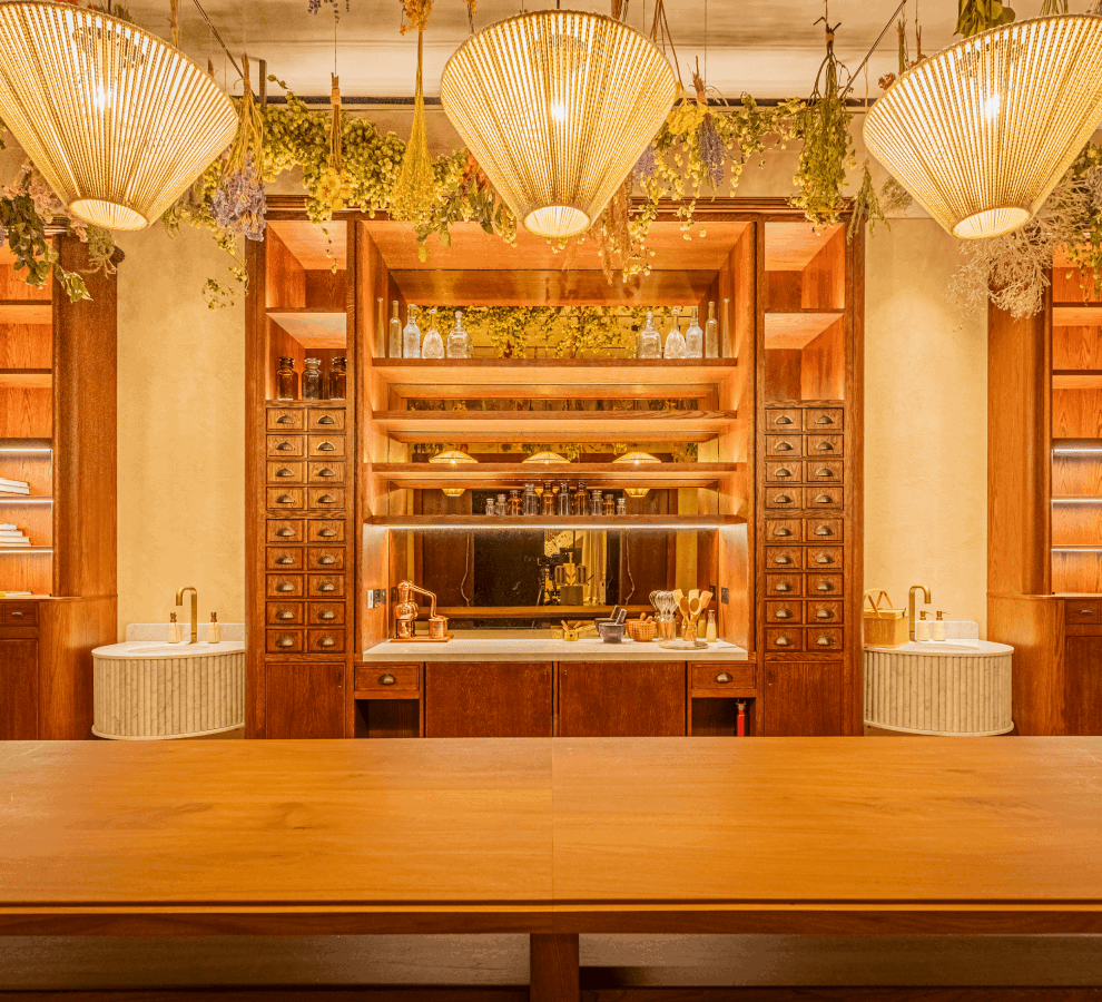 The Whiteley Gallery 990x900 WSSH 17