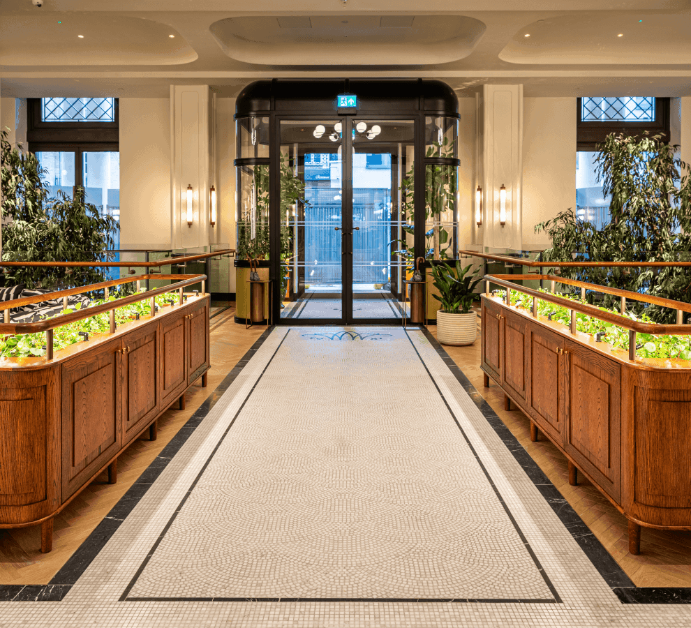 The Whiteley Gallery 990x900 WSSH 5