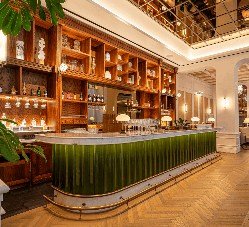 The Whiteley Gallery 990x900 WSSH 9